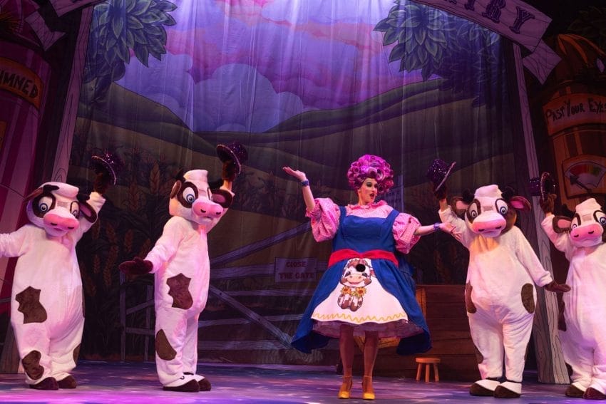 Photos from Landmark Theatres' pantomimes Aladdin and Jack &amp; The Beanstalk (2025)